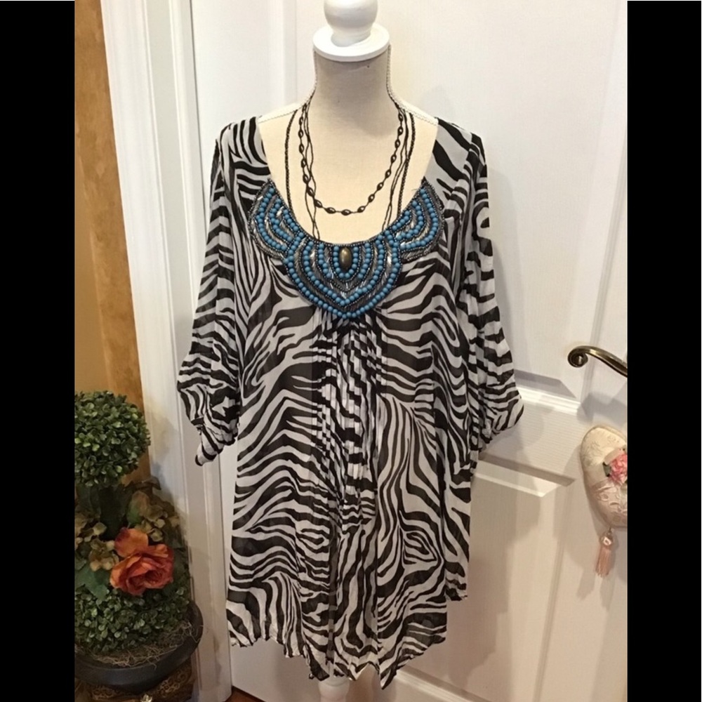 Bisou Bisou Zebra Print Top W/Turquoise Beads